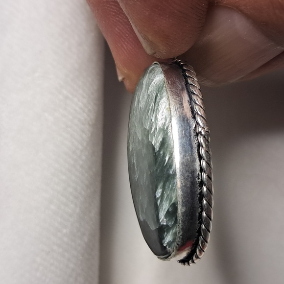 Natural Seraphinite pendant - Picture 3 of 5